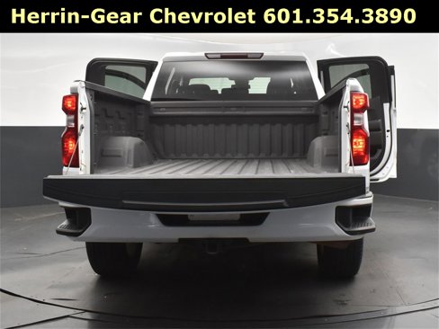 Used 2023 Chevrolet Silverado 1500 Custom image 44