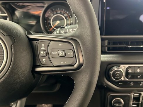 New 2025 Jeep Wrangler Willys image 32