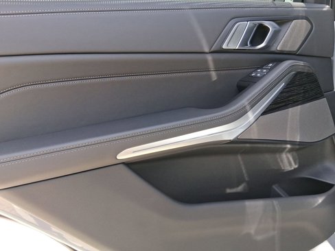 New 2026 BMW X7 xDrive40i w/ M Sport Package image 27