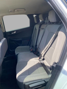 Used 2020 Ford Escape SE image 29
