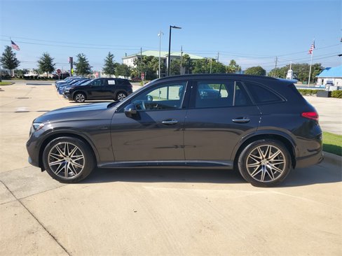 Used 2024 Mercedes-Benz GLC 43 AMG 4MATIC image 2
