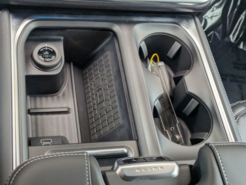 New 2025 Ford Expedition Max Platinum w/ Stealth Appearance Package image 23