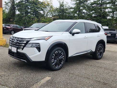New 2026 Nissan Rogue Platinum image 2