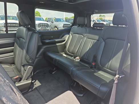 New 2025 Jeep Wagoneer Series II image 13