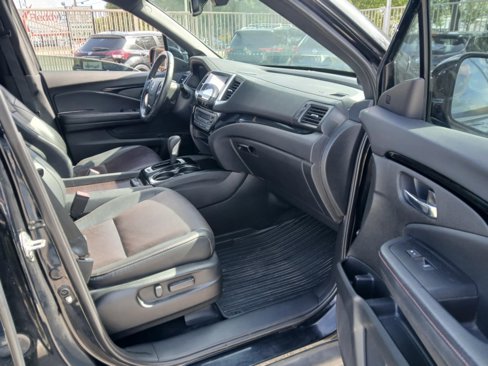 Used 2019 Honda Ridgeline Black Edition image 10