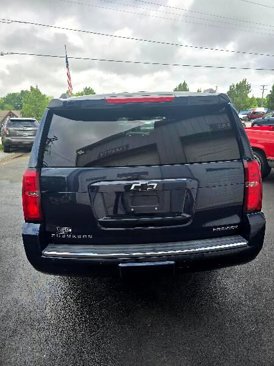 Used 2019 Chevrolet Suburban Premier image 3