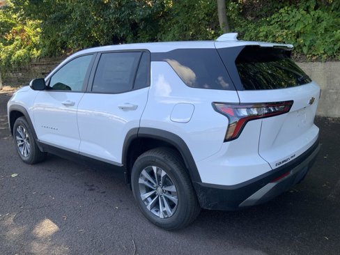 New 2026 Chevrolet Equinox LT w/ Convenience Package II image 5