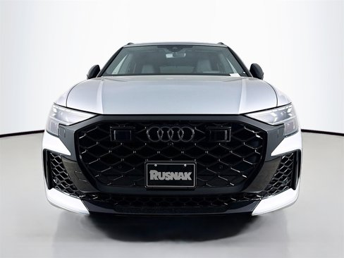 New 2025 Audi RS Q8 performance image 2