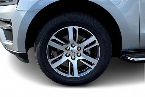 Used 2023 Ford Expedition Max Limited image 30