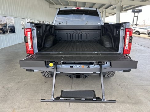 New 2025 Ford F250 Lariat w/ Lariat Ultimate Package image 21