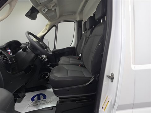 Used 2025 RAM ProMaster 3500 w/ Convenience Group image 4