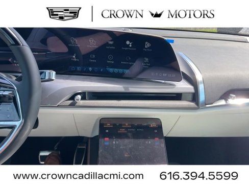 New 2026 Cadillac Vistiq Sport image 30