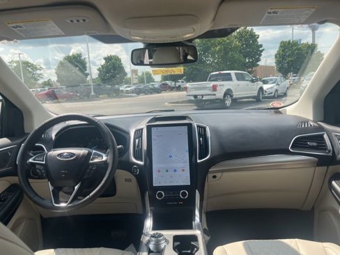 Used 2024 Ford Edge Titanium w/ Titanium Elite Package image 19