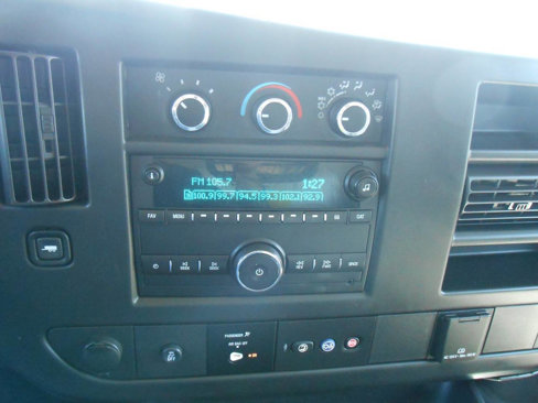 Used 2018 Chevrolet Express 2500 image 13