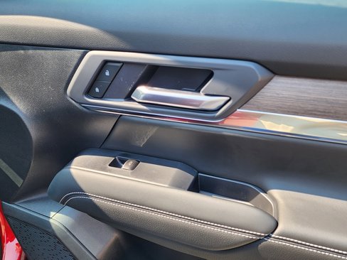 New 2026 GMC Terrain Denali image 39