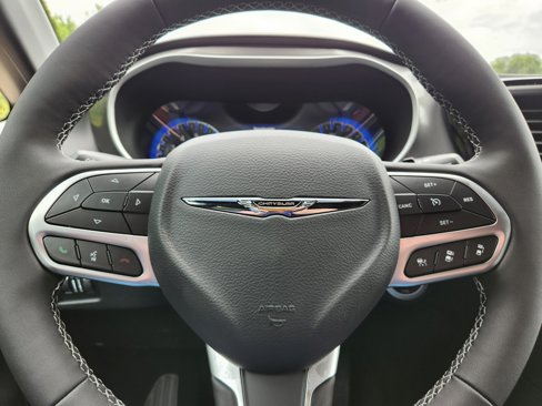 New 2026 Chrysler Voyager LX image 23
