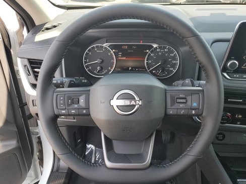 New 2026 Nissan Rogue SV image 15