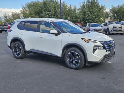 Used 2024 Nissan Rogue SV image 9