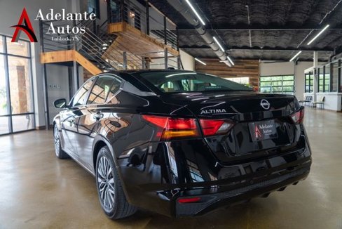 Used 2025 Nissan Altima 2.5 SV image 4