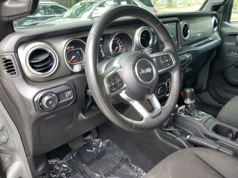 Used 2023 Jeep Wrangler Sahara image 15