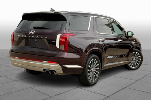 Used 2024 Hyundai Palisade Calligraphy image 12
