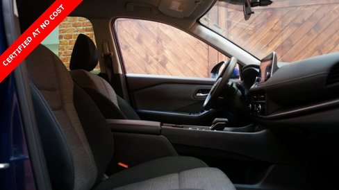 Used 2023 Nissan Rogue SV image 49