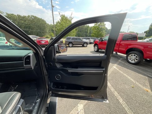 Used 2020 Ford Expedition Platinum image 48