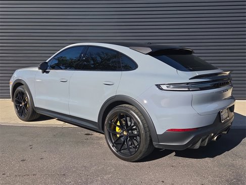 Certified 2024 Porsche Cayenne Turbo GT image 3