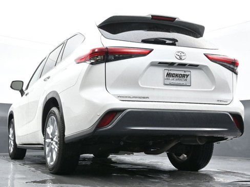 Used 2022 Toyota Highlander Limited image 47