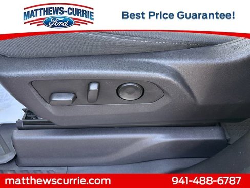 Used 2024 Chevrolet Silverado 1500 Custom image 11