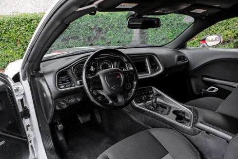 Used 2021 Dodge Challenger R/T image 3