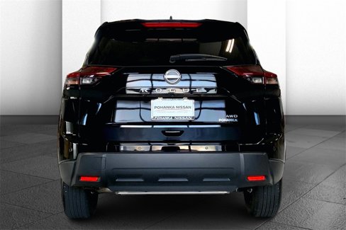 Certified 2025 Nissan Rogue SV image 3