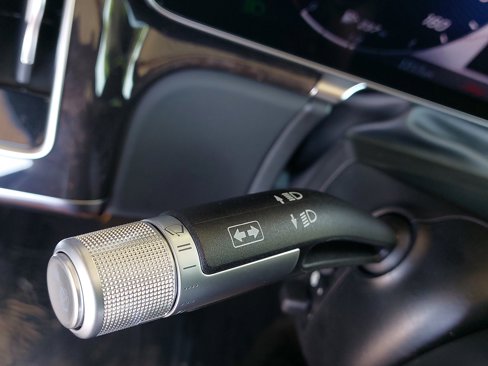 New 2025 Mercedes-Benz S 580 4MATIC Sedan image 26