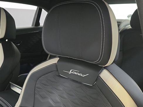 New 2025 Bentley Flying Spur Plug-In Hybrid image 8