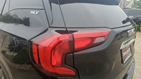 Used 2021 GMC Terrain SLT image 10