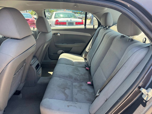 Used 2011 Chevrolet Malibu LS image 10