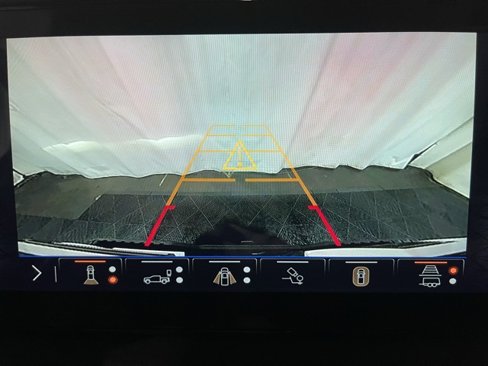 Used 2025 GMC Sierra 2500 AT4X image 18