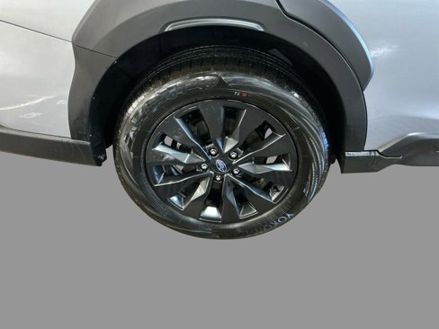 Certified 2025 Subaru Outback Onyx Edition image 18