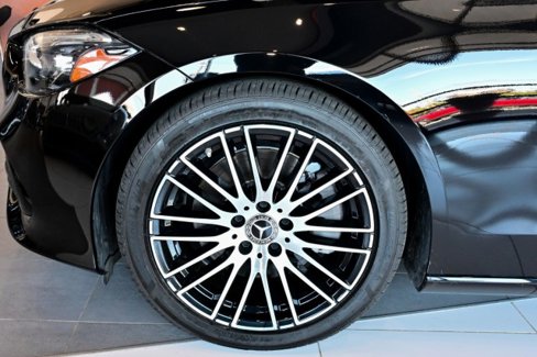 Used 2022 Mercedes-Benz C 300 4MATIC Sedan image 49