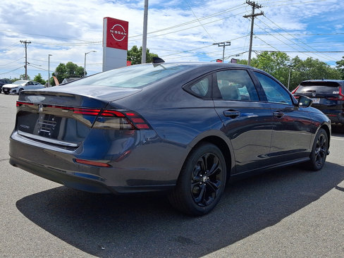 New 2025 Honda Accord SE image 3
