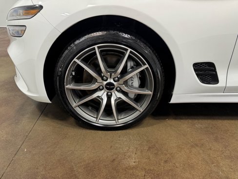 Used 2025 Genesis G70 2.5T image 91