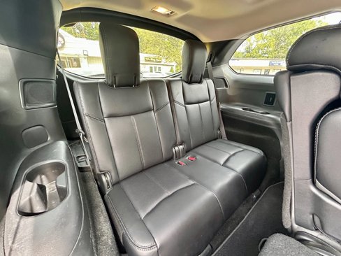 Used 2019 Nissan Pathfinder Platinum w/ Cargo Package image 16
