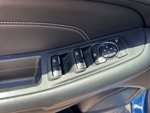Used 2024 Ford Edge Titanium image 23