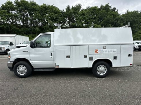 New 2026 Ford E-350 and Econoline 350 Super Duty w/ Power Equipment Group image 2