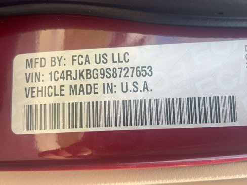 Used 2025 Jeep Grand Cherokee L Limited image 19