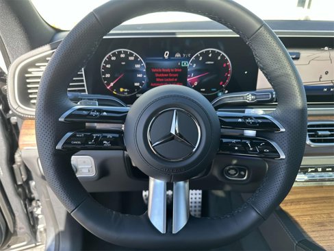 New 2025 Mercedes-Benz GLS 450 4MATIC image 15