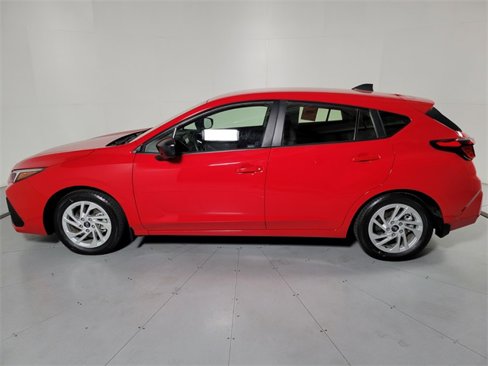 Used 2024 Subaru Impreza 2.0i image 8