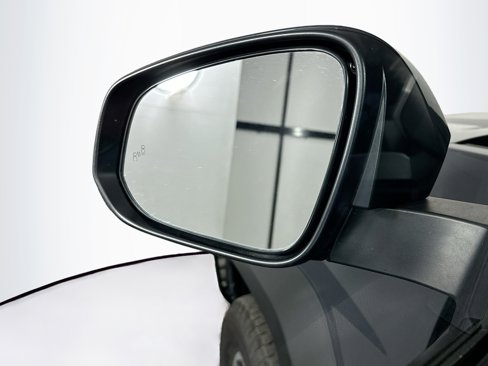 Used 2025 Toyota Tacoma TRD Off-Road image 16