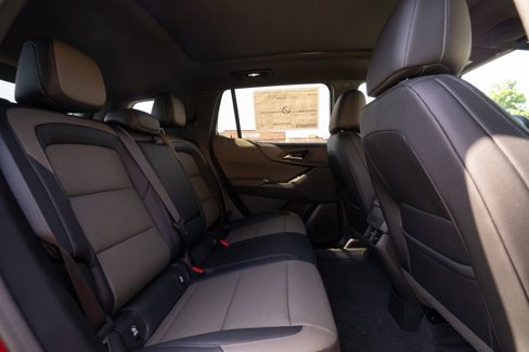 New 2026 Chevrolet Equinox LT w/ Convenience Package II image 15