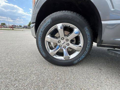 Used 2022 Ford F150 XLT w/ Equipment Group 302A High image 11